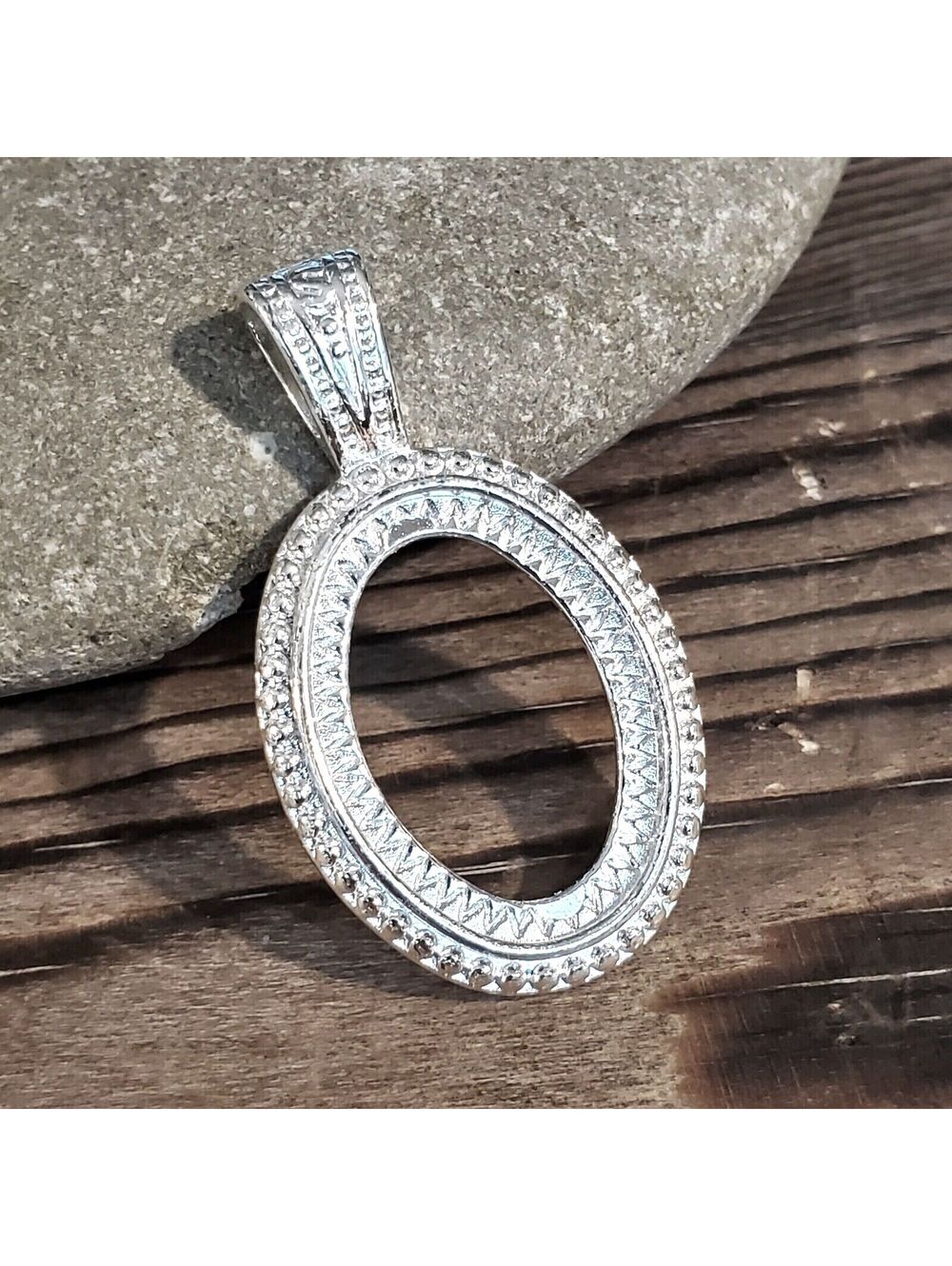 Sterling Silver Plated Art Deco Dotted 25x18mm Oval Cabochon Pendant Setting